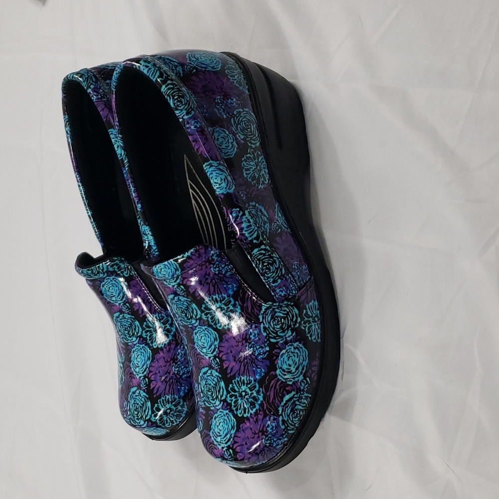 Easy works by easy street clogs